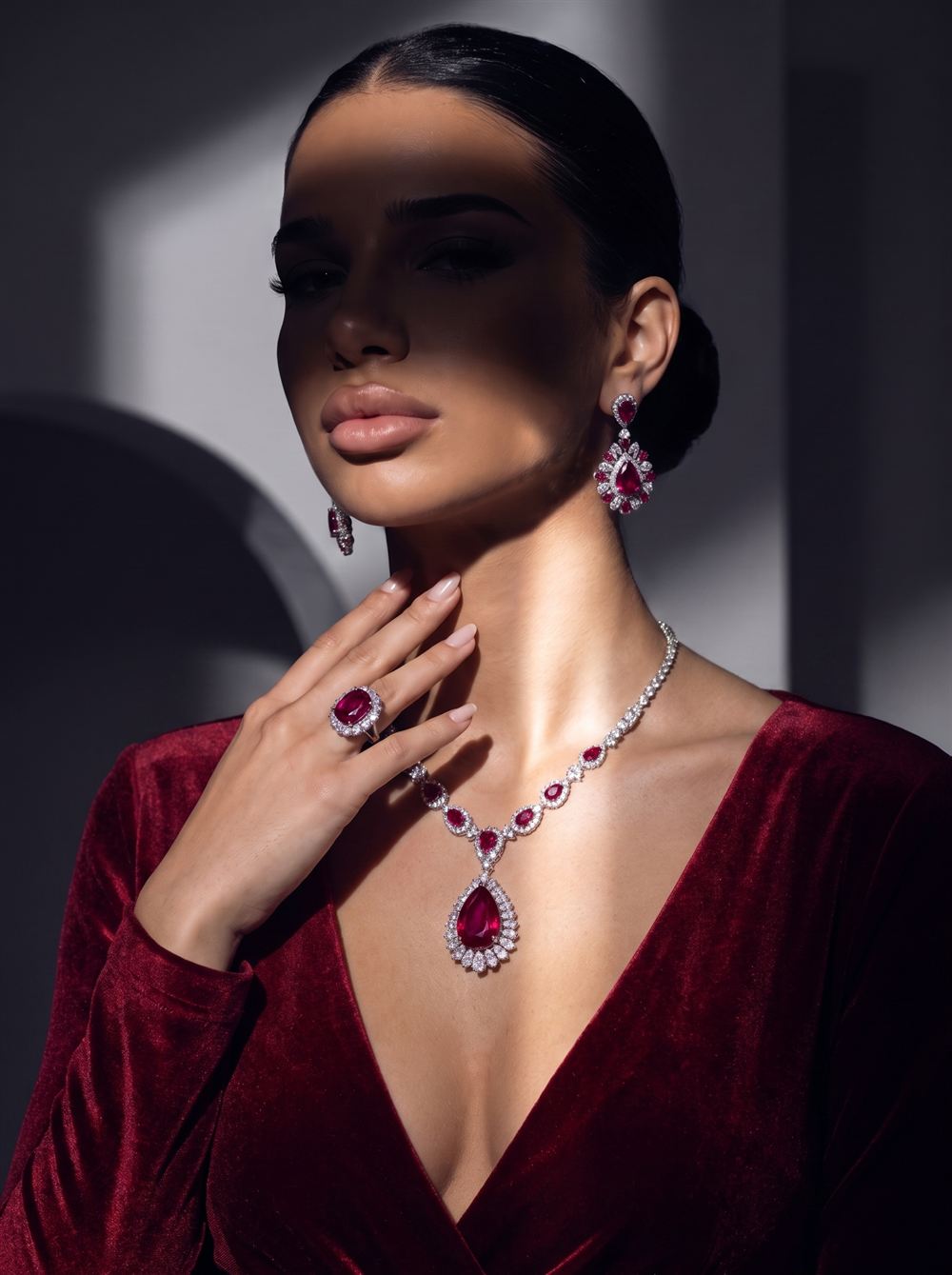 Jewellery creative by Vitonize