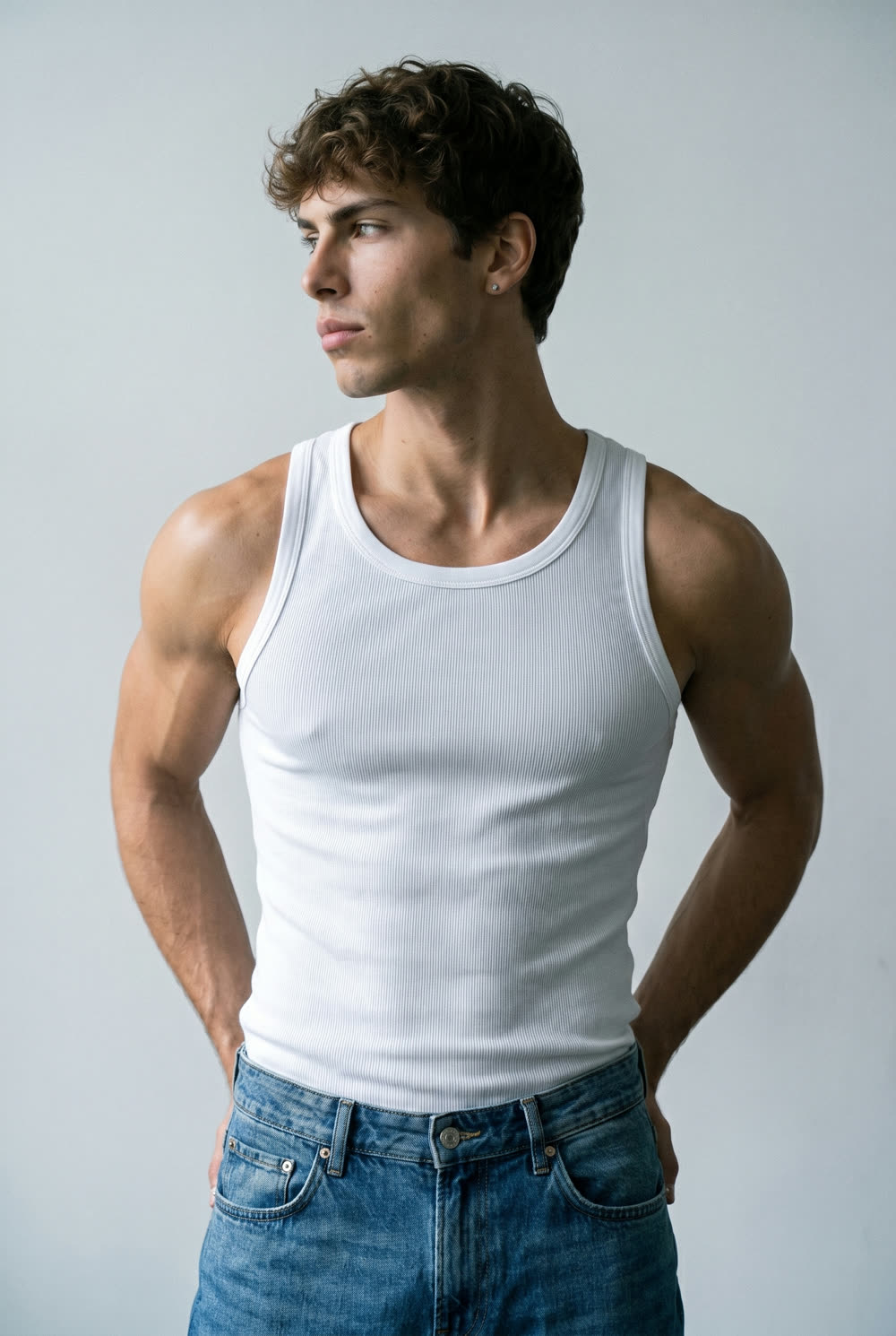 Model creative by Vitonize